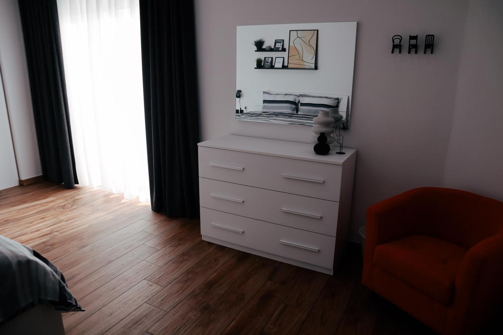 Urban Design 3 Bedroom Main Bedroom