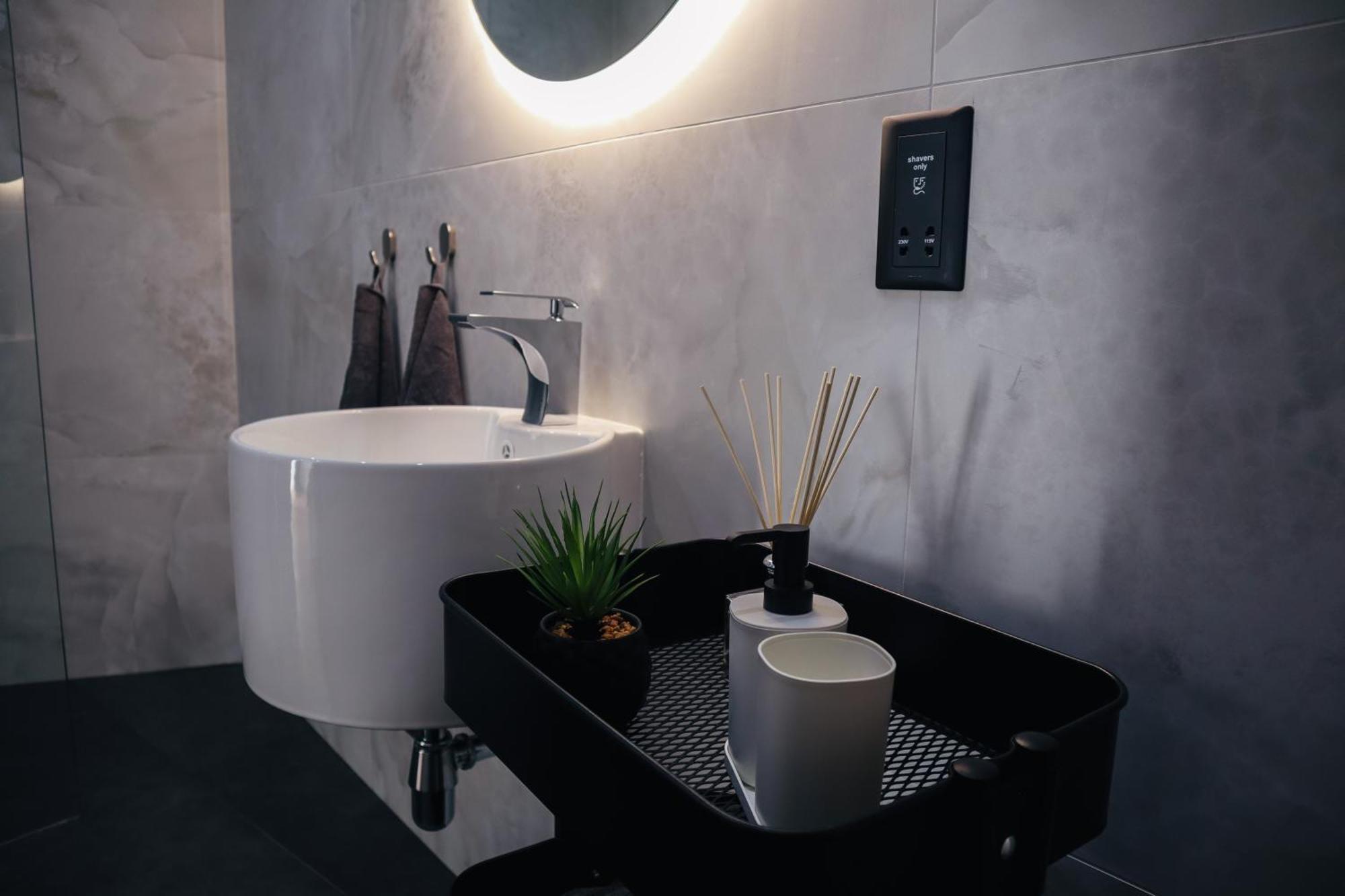 Homestay Urban Design 3 Bedroom Main Bedroom *