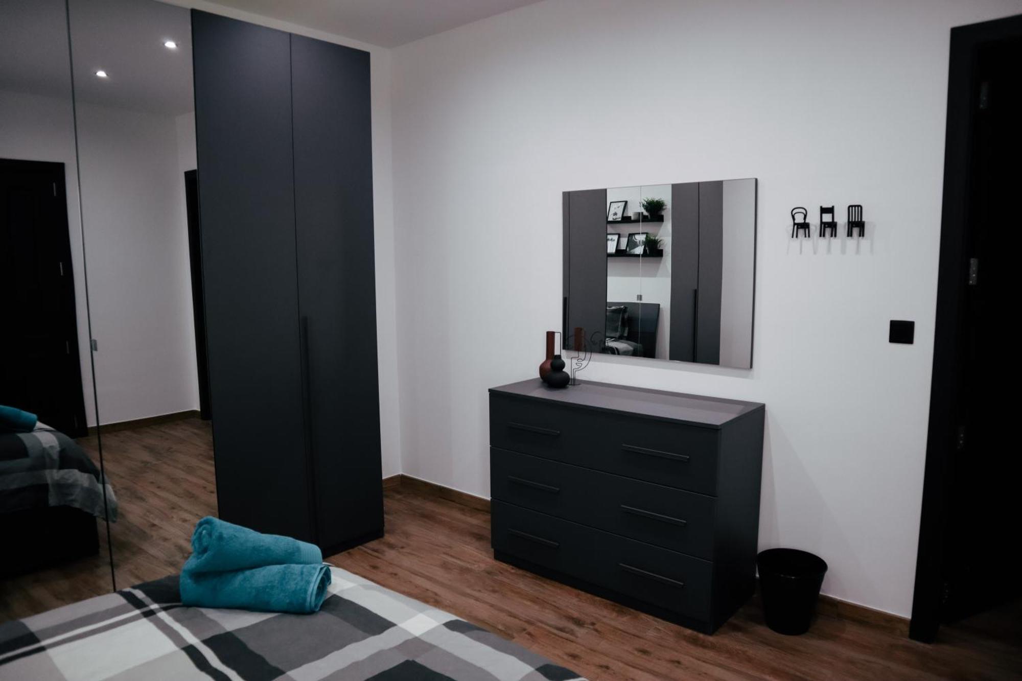 Urban Design 3 Bedroom Main Bedroom