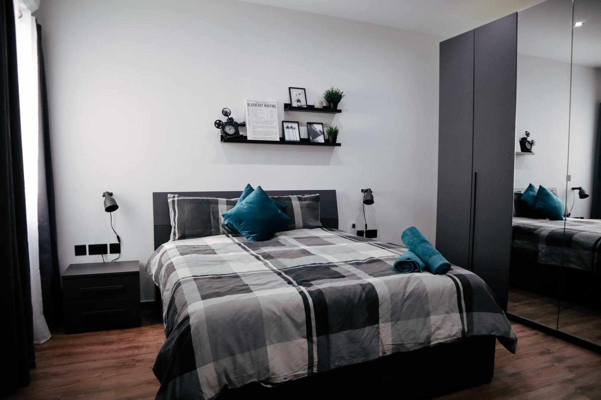Urban Design 3 Bedroom Main Bedroom